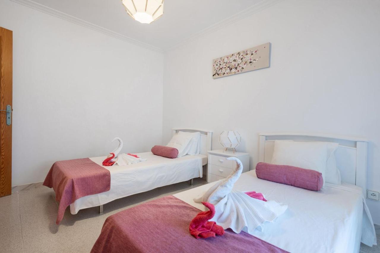 Violet House -